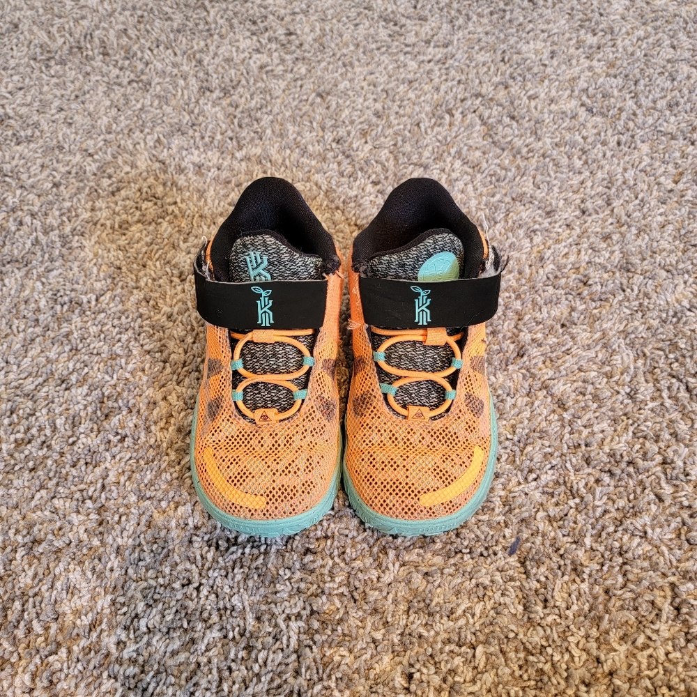 COPY - Nike Kyrie 7s